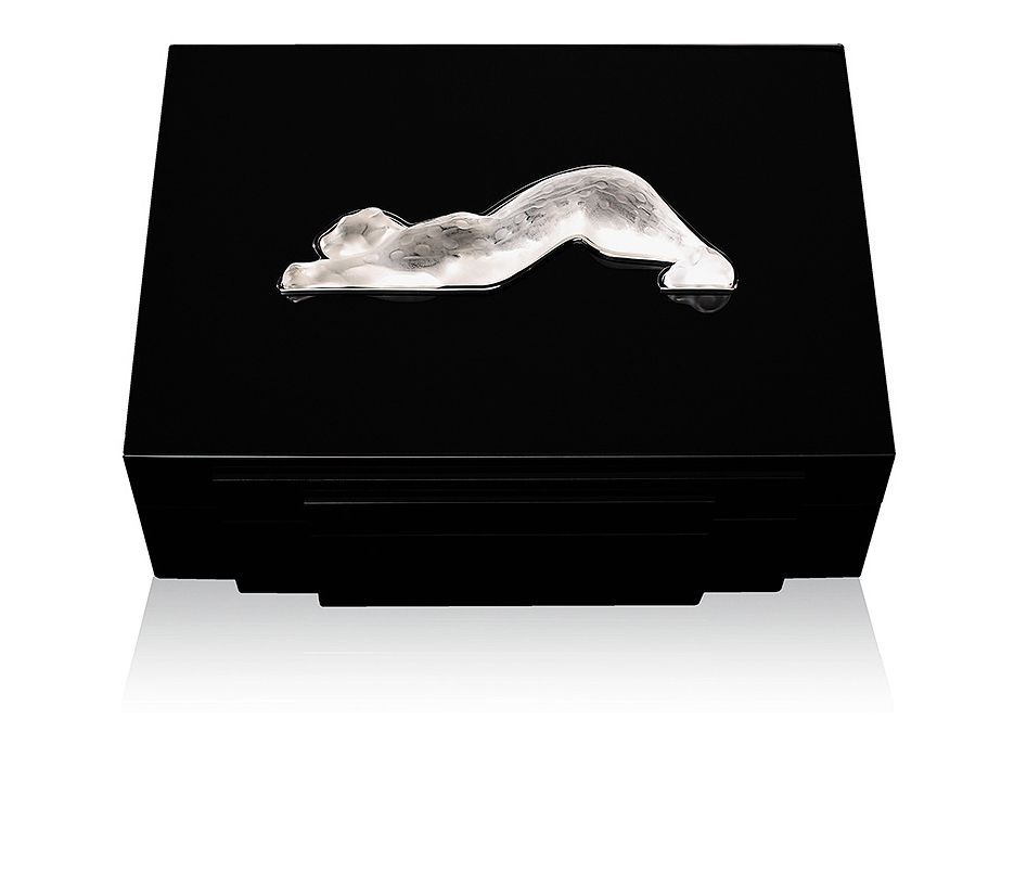 Boîte à bijoux zeila en édition numérotée, laqué noir avec cristal incolore laqué noir - Lalique