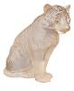 Sculpture tigre assis en cristal lustré or, grand modèle - Lalique