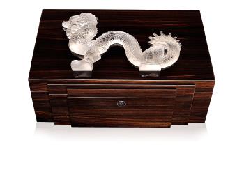 Boîte à bijoux dragon en ébène naturel avec cristal incolore, grand modèle incolore - Lalique